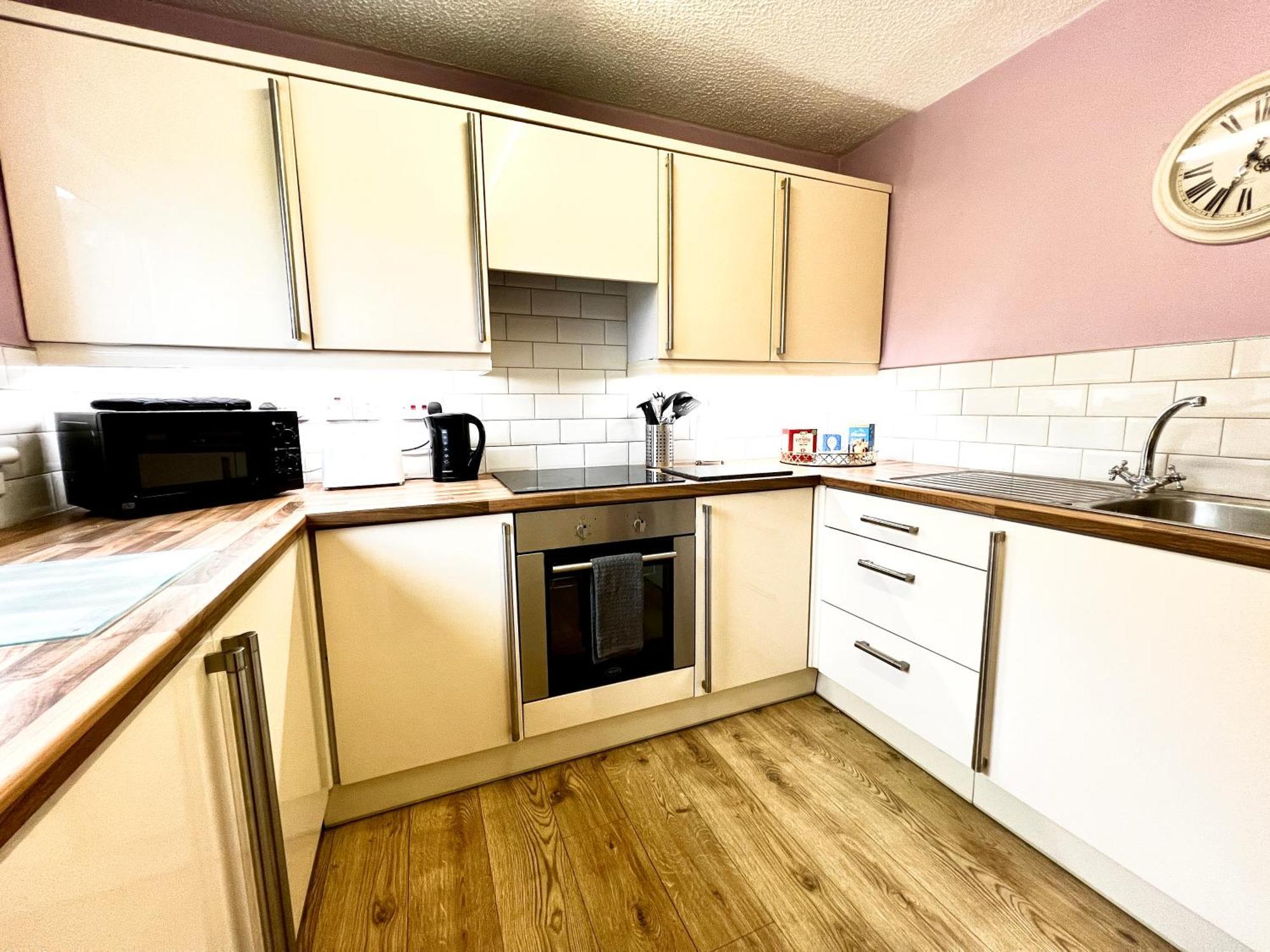 Ground Floor Flat With Free Parking & Wifi Apartamento Glasgow Exterior foto